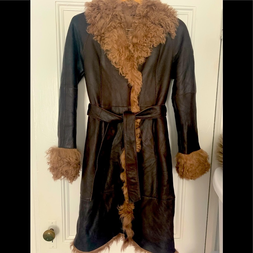 Gorgeous Hugo Boss Leather Shearling Belted Trenc…